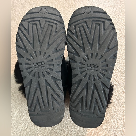 Ugg Bailey Button Short Boots, Black, 8M - Picture 3 of 10